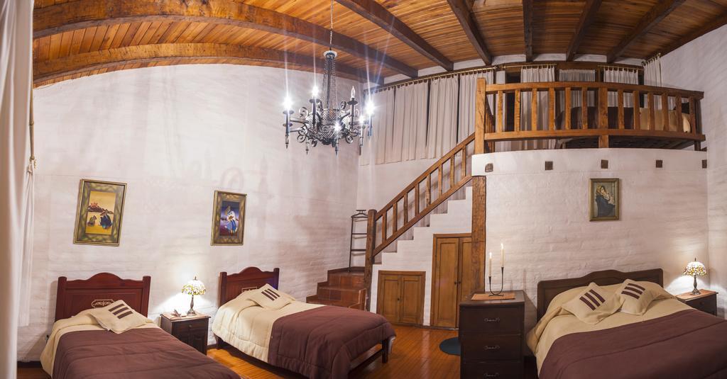 Hacienda Hosteria San Luis Каямбе Экстерьер фото